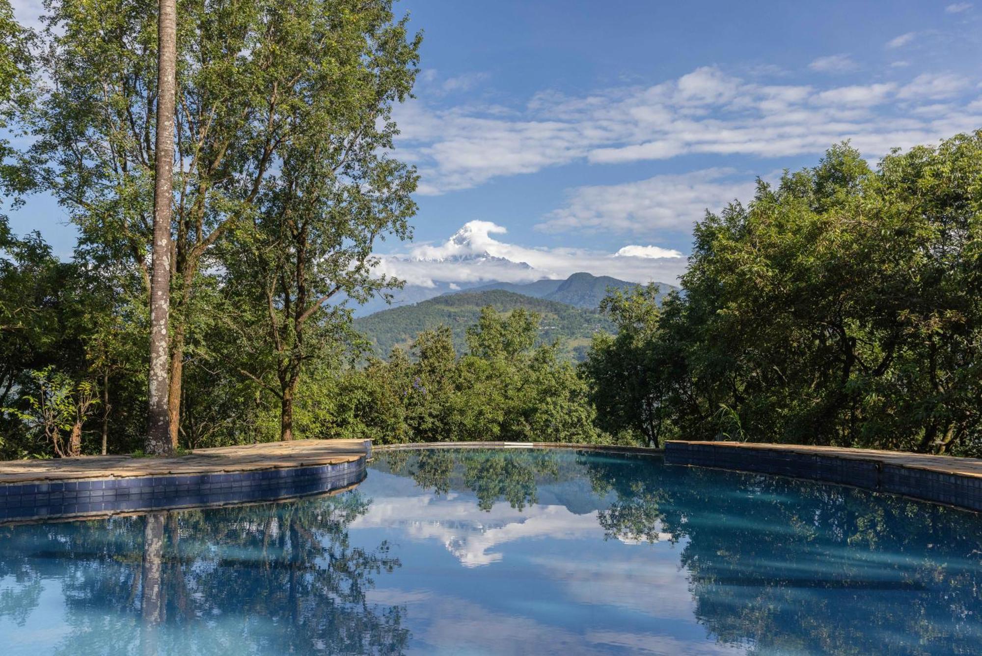 Tiger Mountain Pokhara Lodge מראה חיצוני תמונה