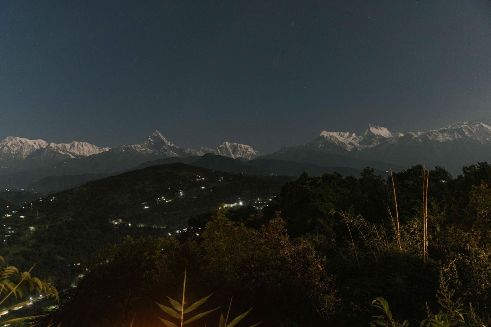 Tiger Mountain Pokhara Lodge מראה חיצוני תמונה