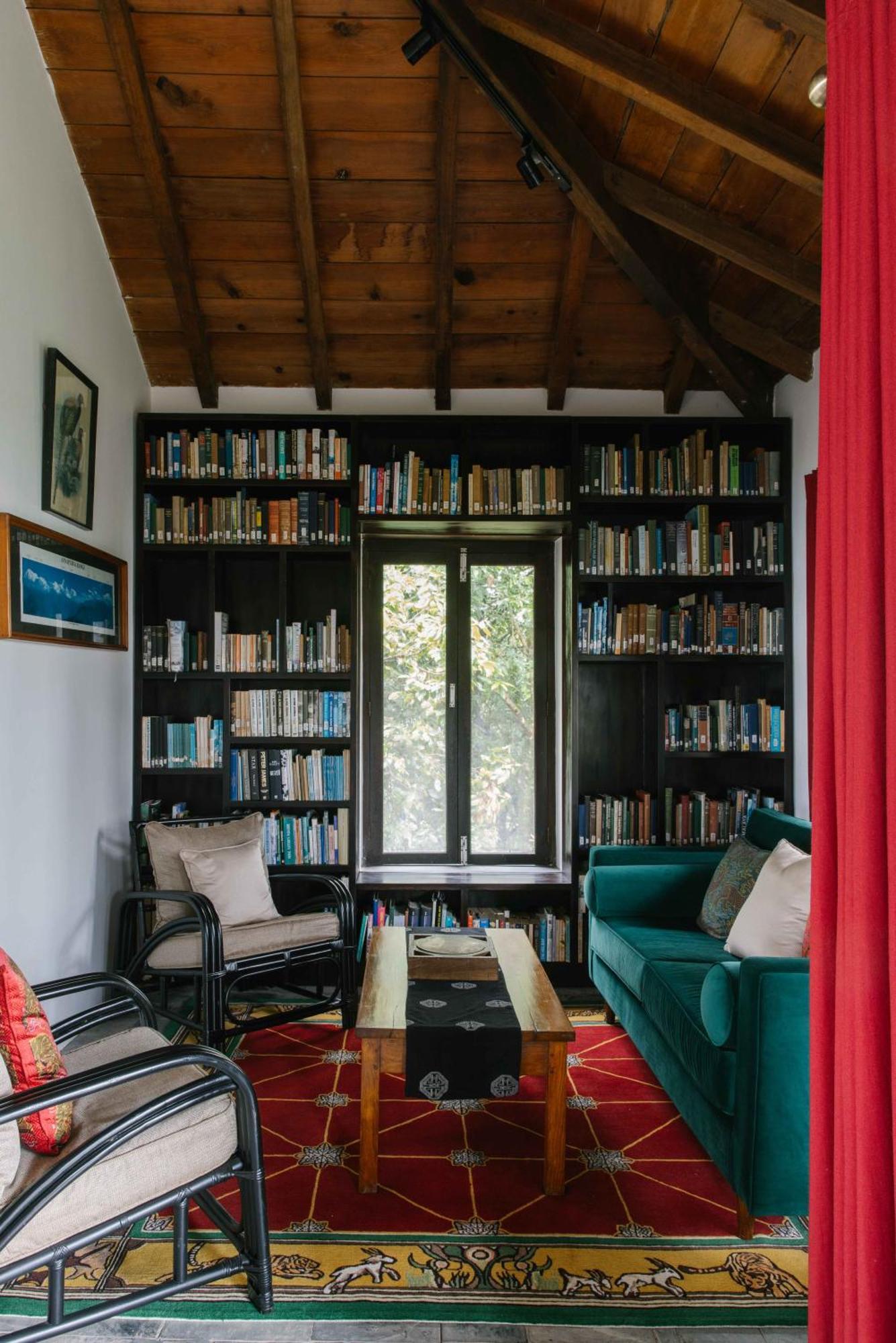 Tiger Mountain Pokhara Lodge מראה חיצוני תמונה