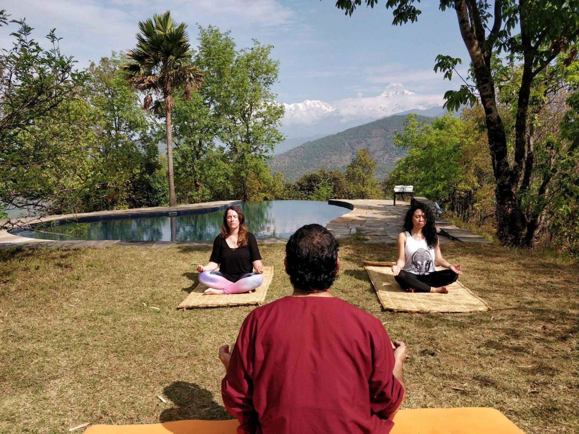 Tiger Mountain Pokhara Lodge מראה חיצוני תמונה