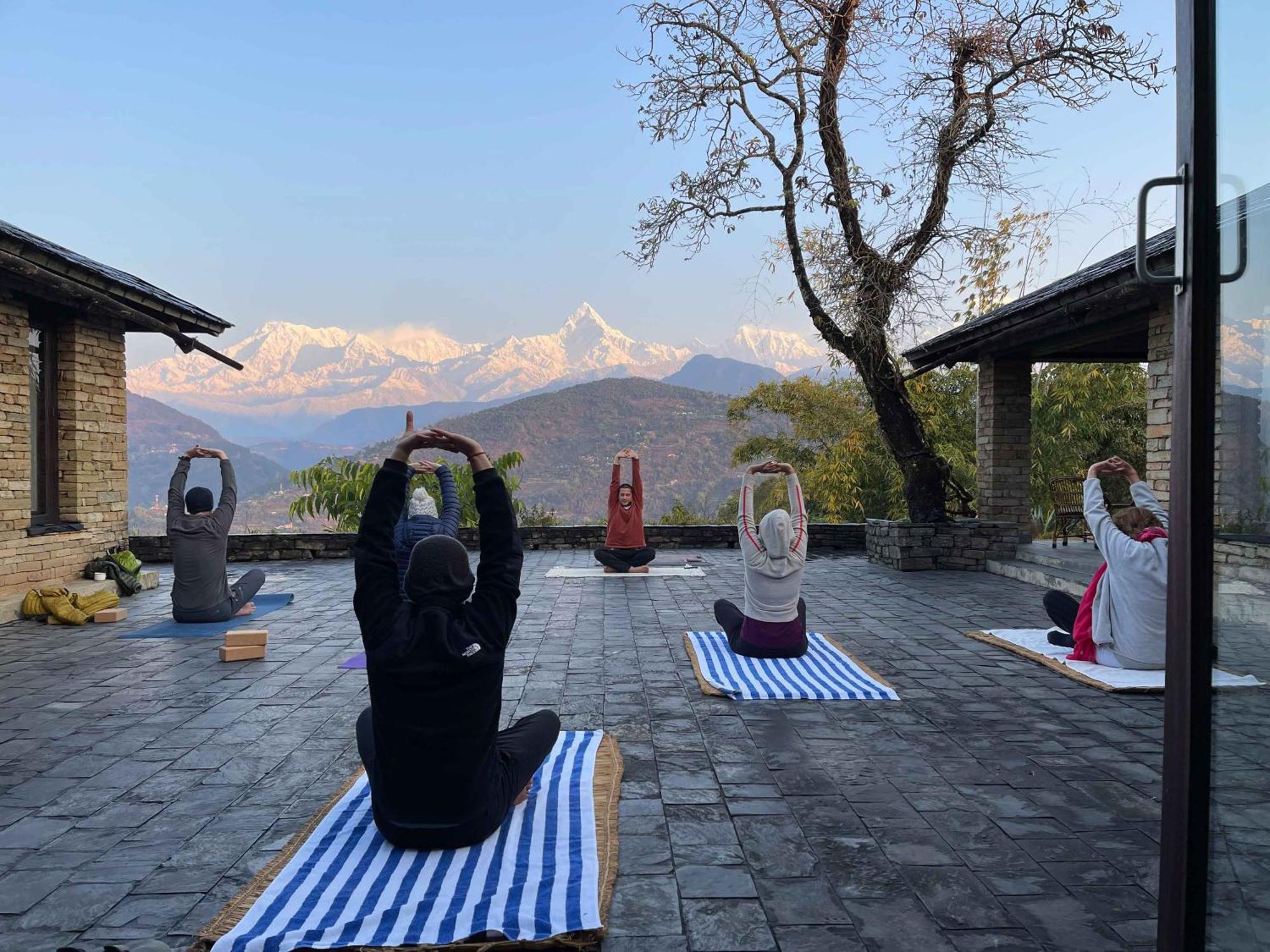 Tiger Mountain Pokhara Lodge מראה חיצוני תמונה